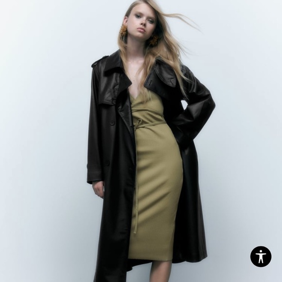 Ribbed Midi Dress - Picture 5 of 10